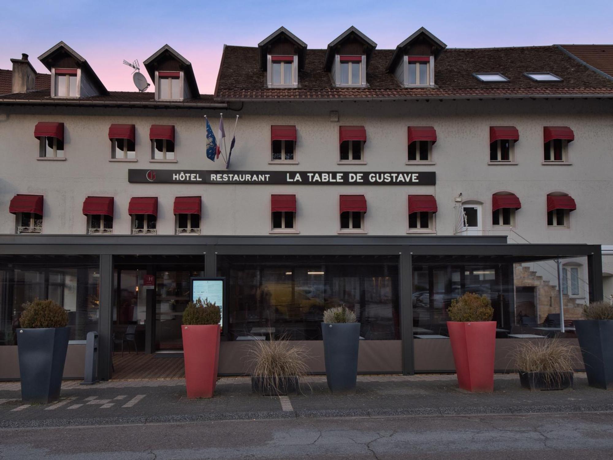 Hotel La Table De Gustave Ornans Exterior foto