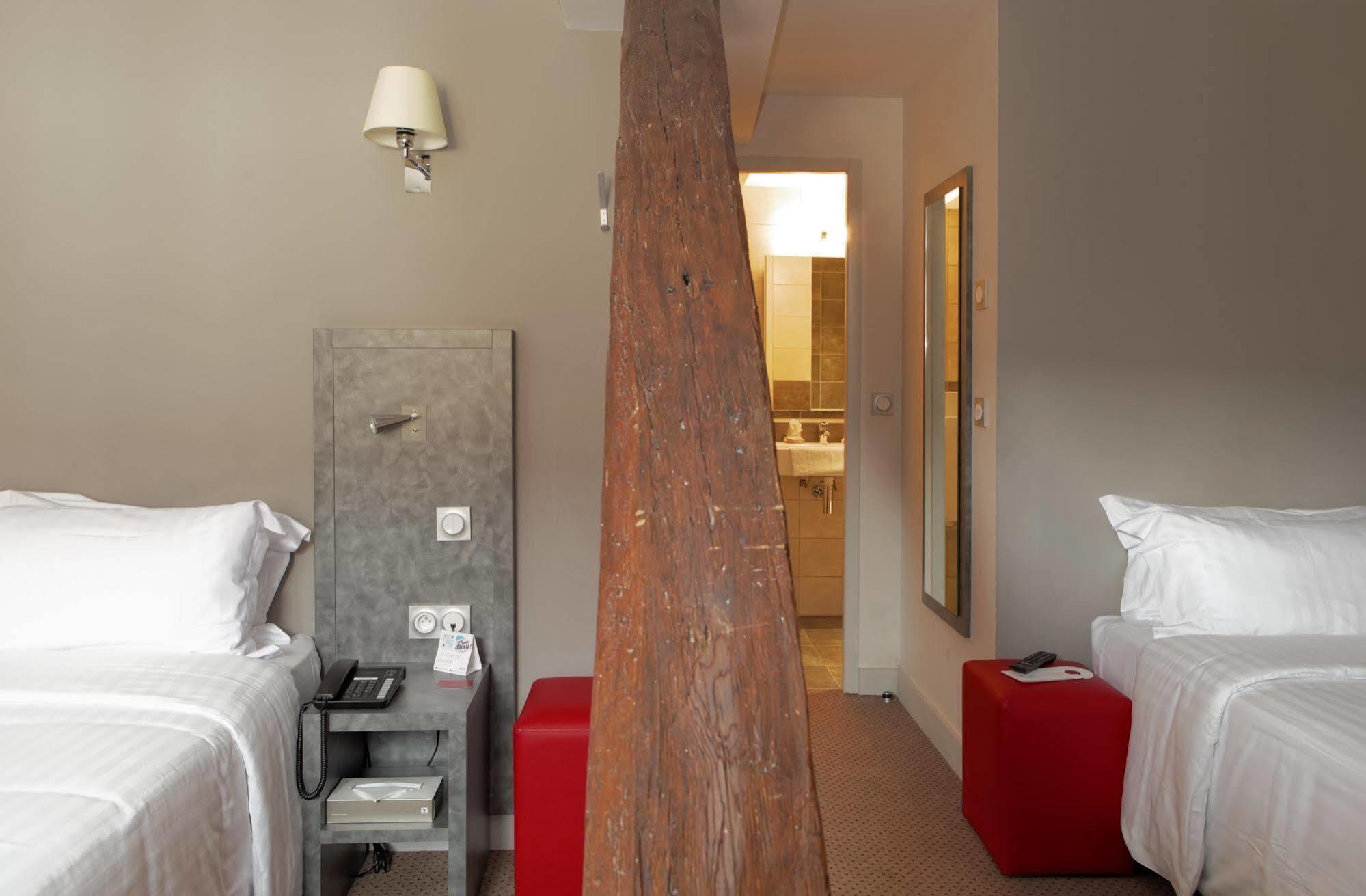 Hotel La Table De Gustave Ornans Exterior foto