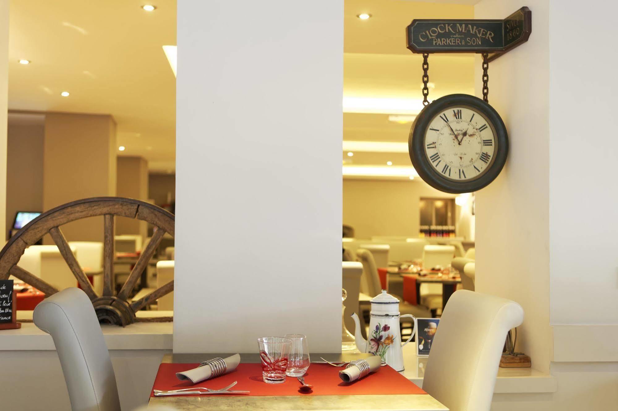 Hotel La Table De Gustave Ornans Exterior foto